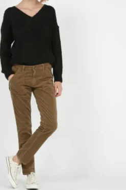 Clearance The Korner Black V-Neck Sweater|