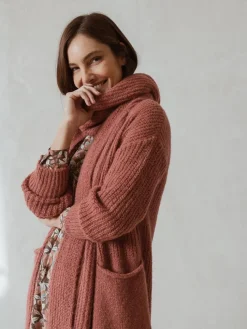 Best Indi & Cold Knitted Pocket Cardigan-Pink|