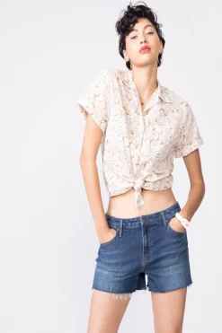 New Unpublished Laine Boyfriend Short In Unity|
