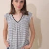 Outlet Indi & Cold Stripe V-Neck T-Shirt|