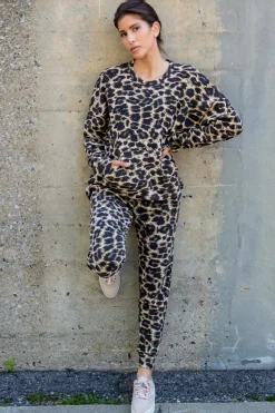 Clearance RD Style Waffle Knit Lounge Top-Leopard|